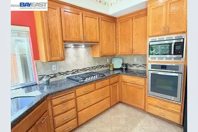 2850 Montair Way, Union City, CA 94587 - Photo 10