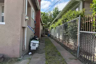 1562 79th Ave, Oakland, CA 94621 - Photo 2