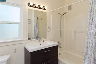 6312 Herzog St, Oakland, CA 94608 - Photo 20