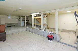 6312 Herzog St, Oakland, CA 94608 - Photo 12
