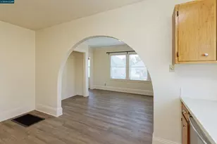 6312 Herzog St, Oakland, CA 94608 - Photo 8