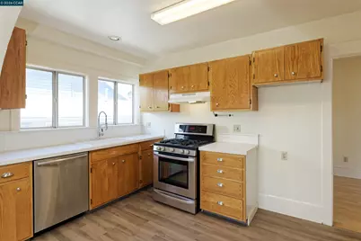 6312 Herzog Street, Oakland, CA 94608 - Photo 6