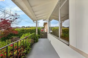 4054 Milton Ave, Castro Valley, CA 94546 - Photo 4