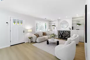 1023 Huntingdon Dr, San Jose, CA 95129 - Photo 22