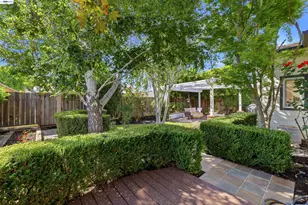 1023 Huntingdon Dr, San Jose, CA 95129 - Photo 48