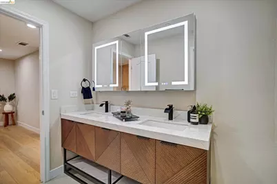 547 Lakeview Dr, Brentwood, CA 94513 - Photo 22