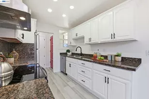 31070 Meadowbrook Ave, Hayward, CA 94544 - Photo 12