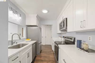 21062 Gary Dr #118, Hayward, CA 94546 - Photo 10