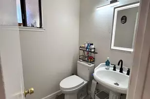 19901 Forest Ave, Castro Valley, CA 94546 - Photo 6