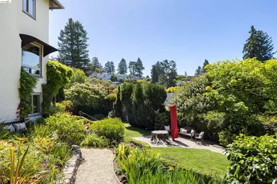 900 Euclid Ave, Berkeley, CA 94708 - Photo 44