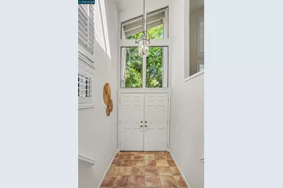 1827 Lamplight Court, Walnut Creek, CA 94597 - Photo 2