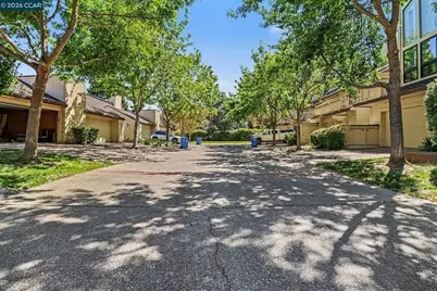 1827 Lamplight Court, Walnut Creek, CA 94597 - Photo 36