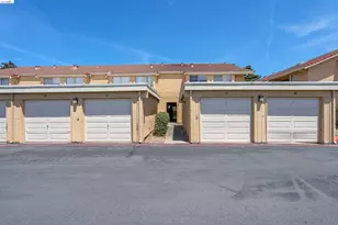 40 Las Moradas Cir, San Pablo, CA 94806 - Photo 28
