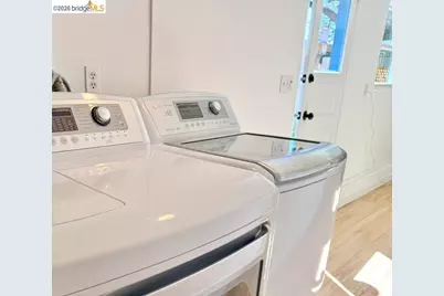 1211 Hearst Ave, Berkeley, CA 94702 - Photo 24