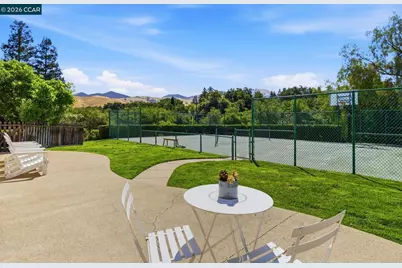295 Pine Creek Rd, Walnut Creek, CA 94598 - Photo 16