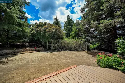 2407 Saybrook Pl, Martinez, CA 94553 - Photo 34