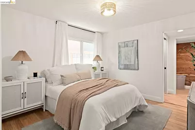 7253 Sayre Dr, Oakland, CA 94611 - Photo 28