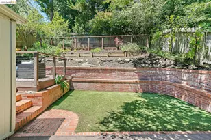 7253 Sayre Dr, Oakland, CA 94611 - Photo 36