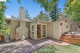7253 Sayre Dr, Oakland, CA 94611 - Photo 34