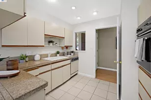 26003 Dodge Ave, Hayward, CA 94545 - Photo 24