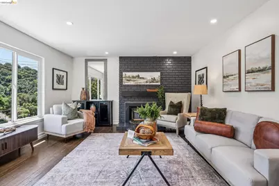 46 Elysian Fields Dr, Oakland, CA 94605 - Photo 8