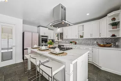 46 Elysian Fields Dr, Oakland, CA 94605 - Photo 14
