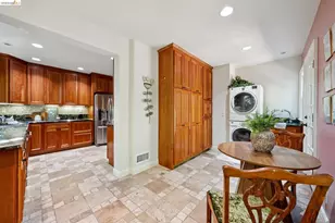 350 Florence Ave, Oakland, CA 94618 - Photo 30