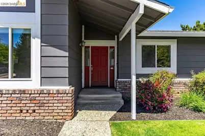 608 Myrick Ct, Clayton, CA 94517 - Photo 2