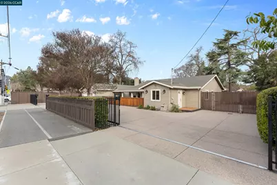484 Diablo Rd, Danville, CA 94526 - Photo 2