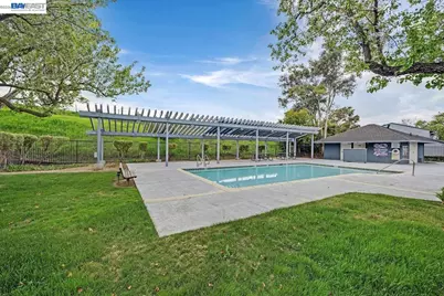 1391 Spring Valley Cmn, Livermore, CA 94551 - Photo 14