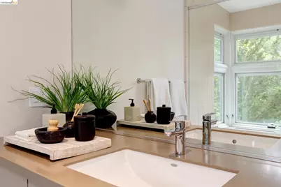454 Vincente Ave, Berkeley, CA 94707 - Photo 32