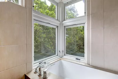454 Vincente Ave, Berkeley, CA 94707 - Photo 34