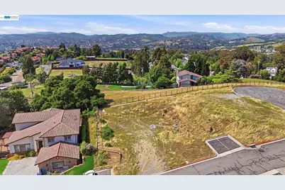 3588 Sarita St, Hayward, CA 94542 - Photo 14