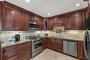 1120 Hollywood Ave, Oakland, CA 94602 - Photo 6