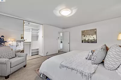 1120 Hollywood Ave #1, Oakland, CA 94602 - Photo 14