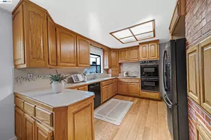 260 Lomita Ave, San Bruno, CA 94066 - Photo 12