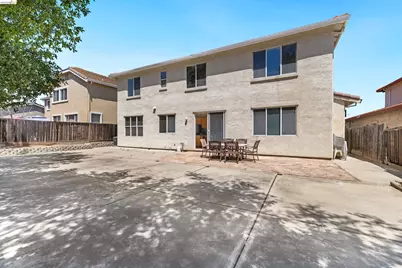 1900 Kern Mountain Way, Antioch, CA 94531 - Photo 36