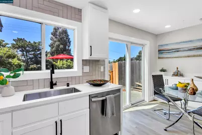 128 Malcolm Dr, Richmond, CA 94801 - Photo 12