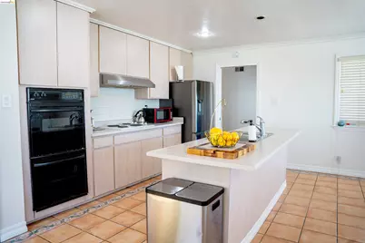 64 Washington St, Novato, CA 94947 - Photo 4