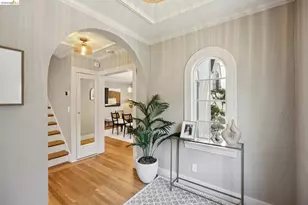 976 Grosvenor Pl, Oakland, CA 94610 - Photo 4