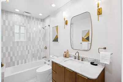 976 Grosvenor Pl, Oakland, CA 94610 - Photo 44