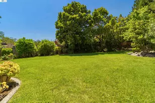 11263 Rolling Hills Dr, Dublin, CA 94568 - Photo 38