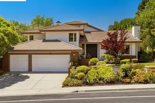 11263 Rolling Hills Dr, Dublin, CA 94568 - Photo 2