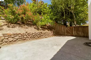 11263 Rolling Hills Dr, Dublin, CA 94568 - Photo 44