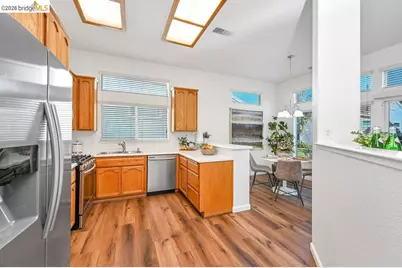 1585 Summerland Way, Brentwood, CA 94513 - Photo 10