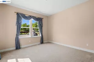 2560 Calabria Ct, Dublin, CA 94568 - Photo 4