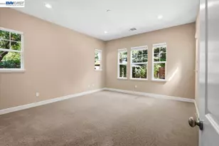 2560 Calabria Ct, Dublin, CA 94568 - Photo 26