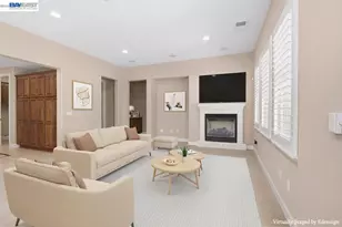 2560 Calabria Ct, Dublin, CA 94568 - Photo 18