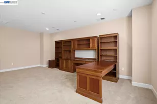 2560 Calabria Ct, Dublin, CA 94568 - Photo 32