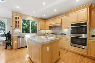 8411 Goldenrod Cir, Gilroy, CA 95020 - Photo 22